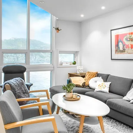 Сasa de vacaciones Gorgeous In Stolmen With Kitchen Stolmen