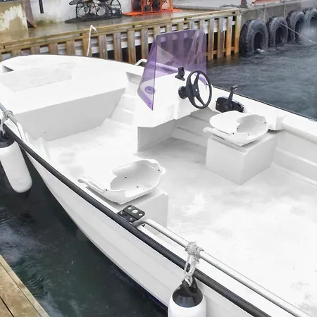 Gorgeous In Stolmen With Kitchen *