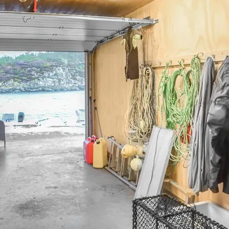 Gorgeous In Stolmen With Kitchen Сasa de vacaciones *