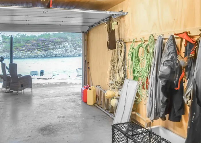 Gorgeous In Stolmen With Kitchen Hébergement de vacances *